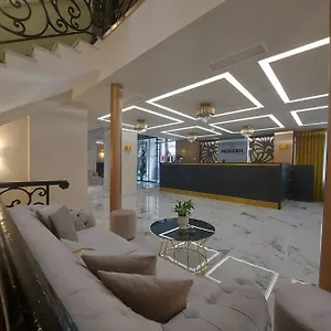 Modern Revival Luxury Thessalonique