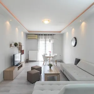 Houseloft Commercial Central Daire