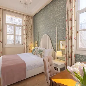 Gatto Perso Luxury Apartment