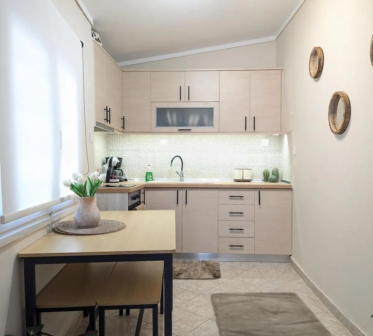 Apartment Under Castle Walls Cottage Thessaloniki