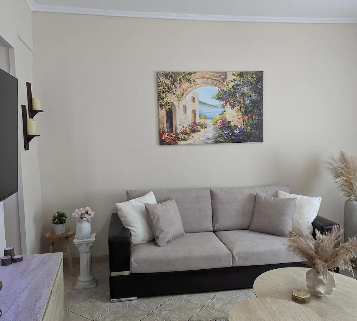 Apartment Under Castle Walls Cottage Thessaloniki
