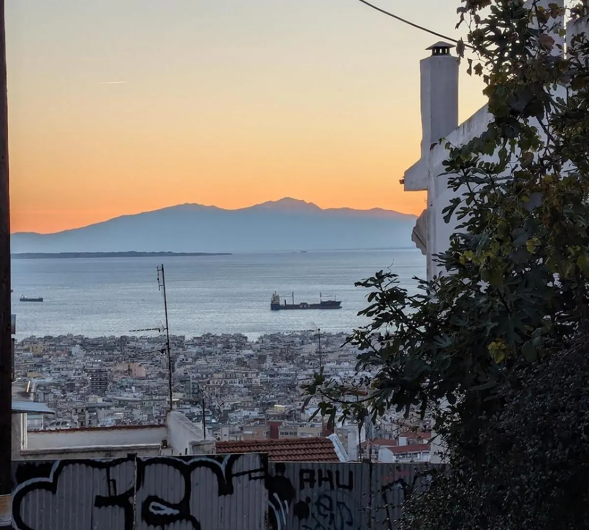 Under Castle Walls Cottage Thessaloniki Apartment